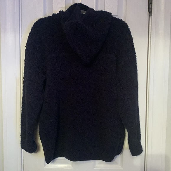 Old Navy Dark Blue Teddy Sweater Size M - Picture 3 of 10
